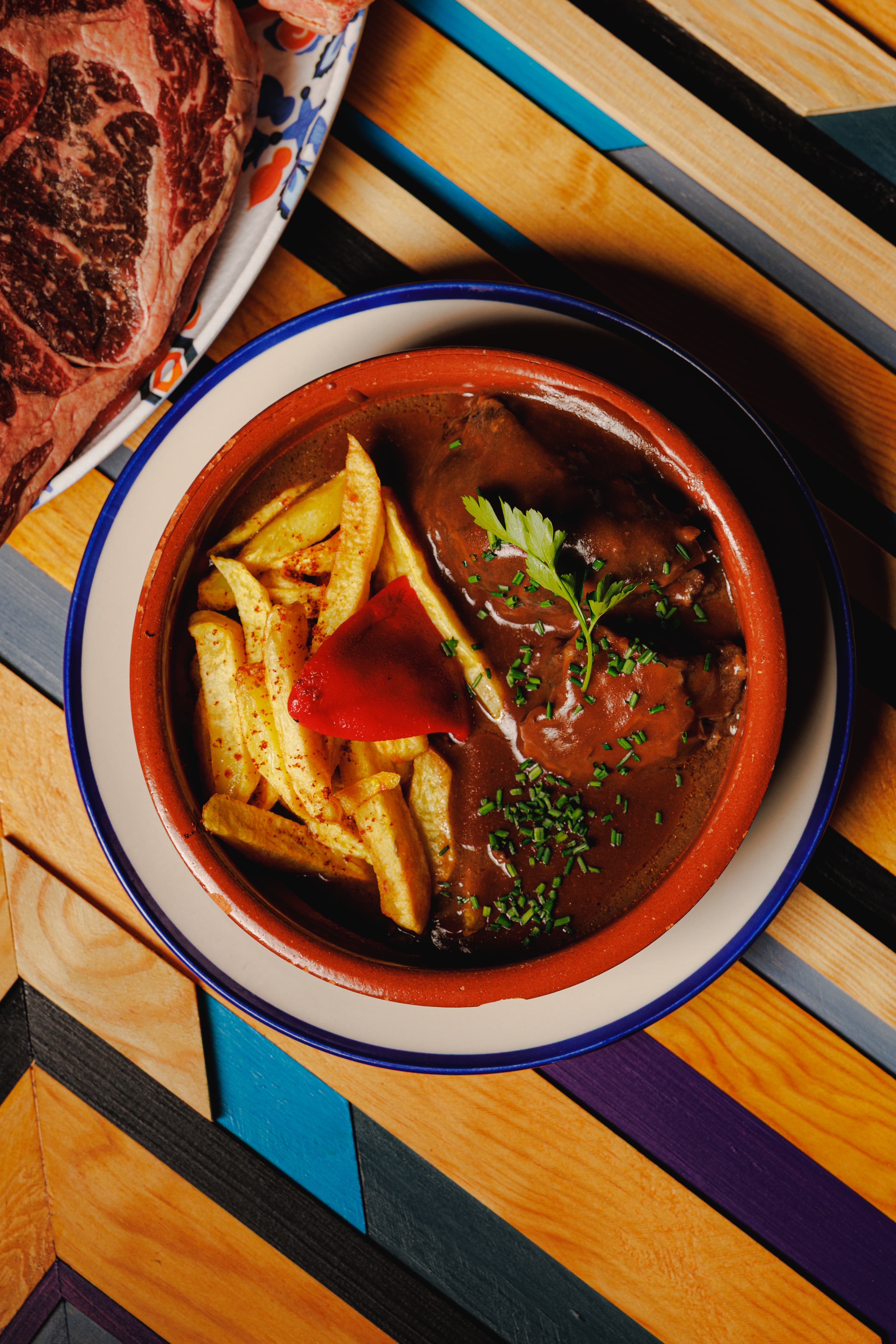 Carrilleras estofadas en salsa